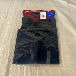 Tommy Hilfiger sweatshirt brand new in blue size extra large
